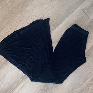 Black bodycon flair pants